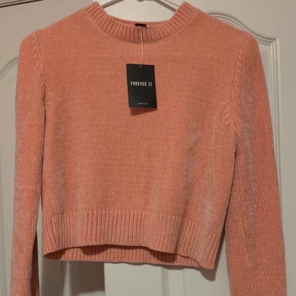 Soft Comfy Peach Chenille Cropped Sweater